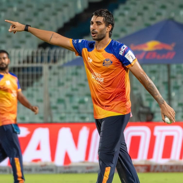 Gandhi’s 73 Powers Warriors To Chase Victory