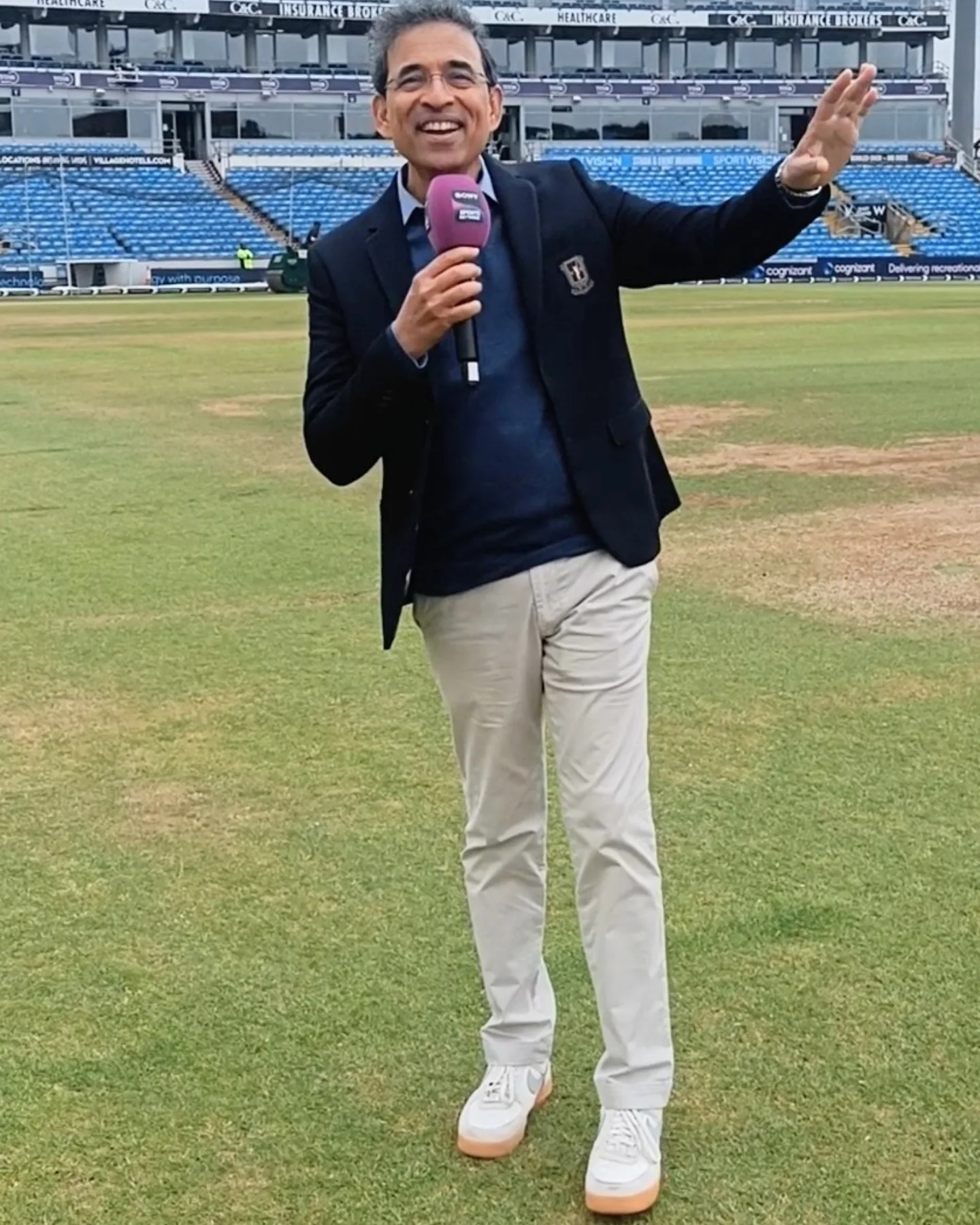 Harsha Bhogle Enjoys Pitchside Experience Cricket commentator Harsha Bhogle relishes pitchside thrills, fueling match excitement!!!