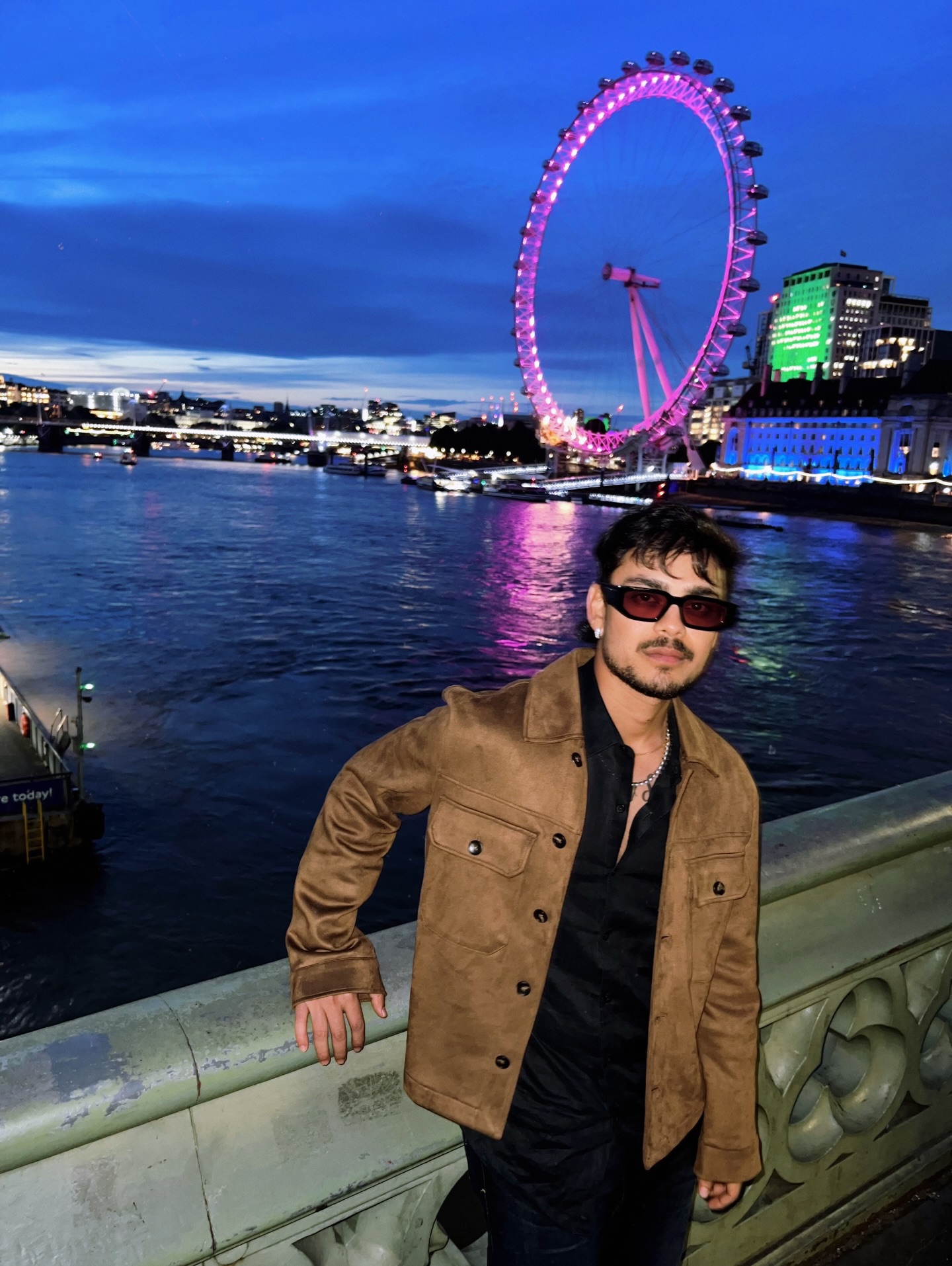 Ishan Kishan Explores London Through Postcards Ishan Kishan shares visually stunning London postcards blending travel allure with cricket zeal!