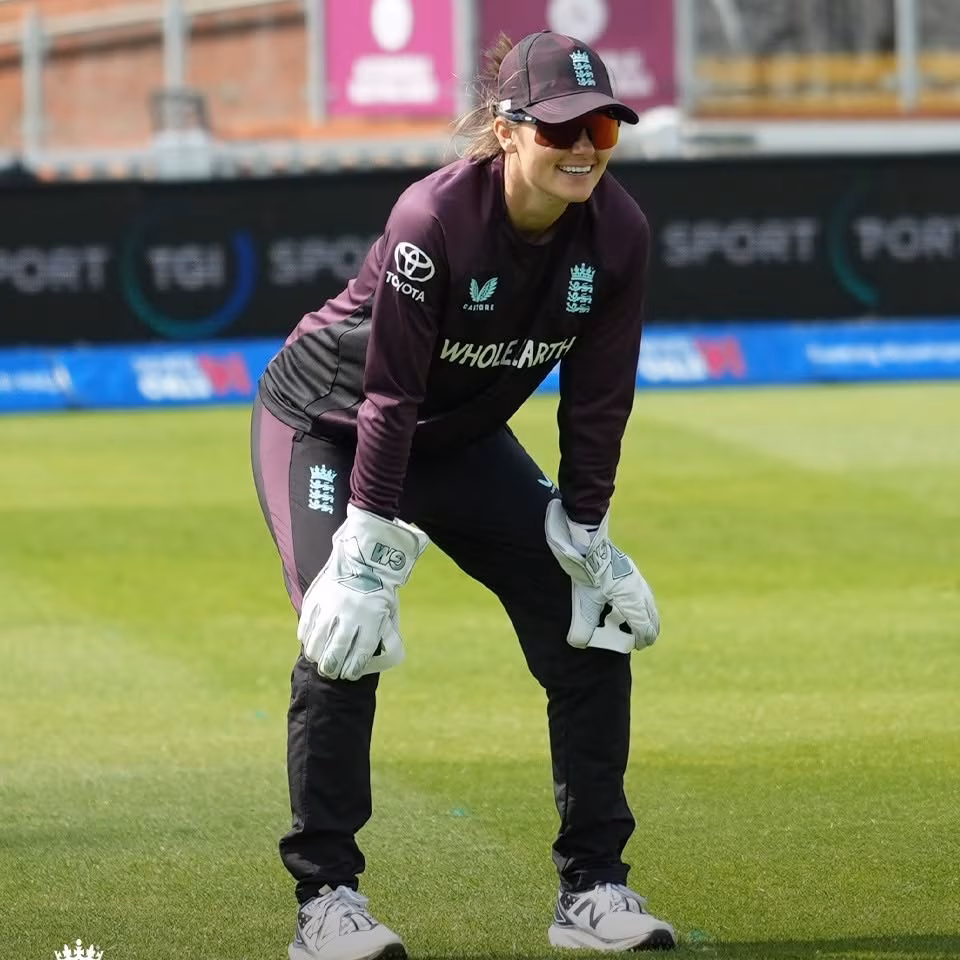 Jonesy Birthday Celebration Ignites England Cricket Spirit