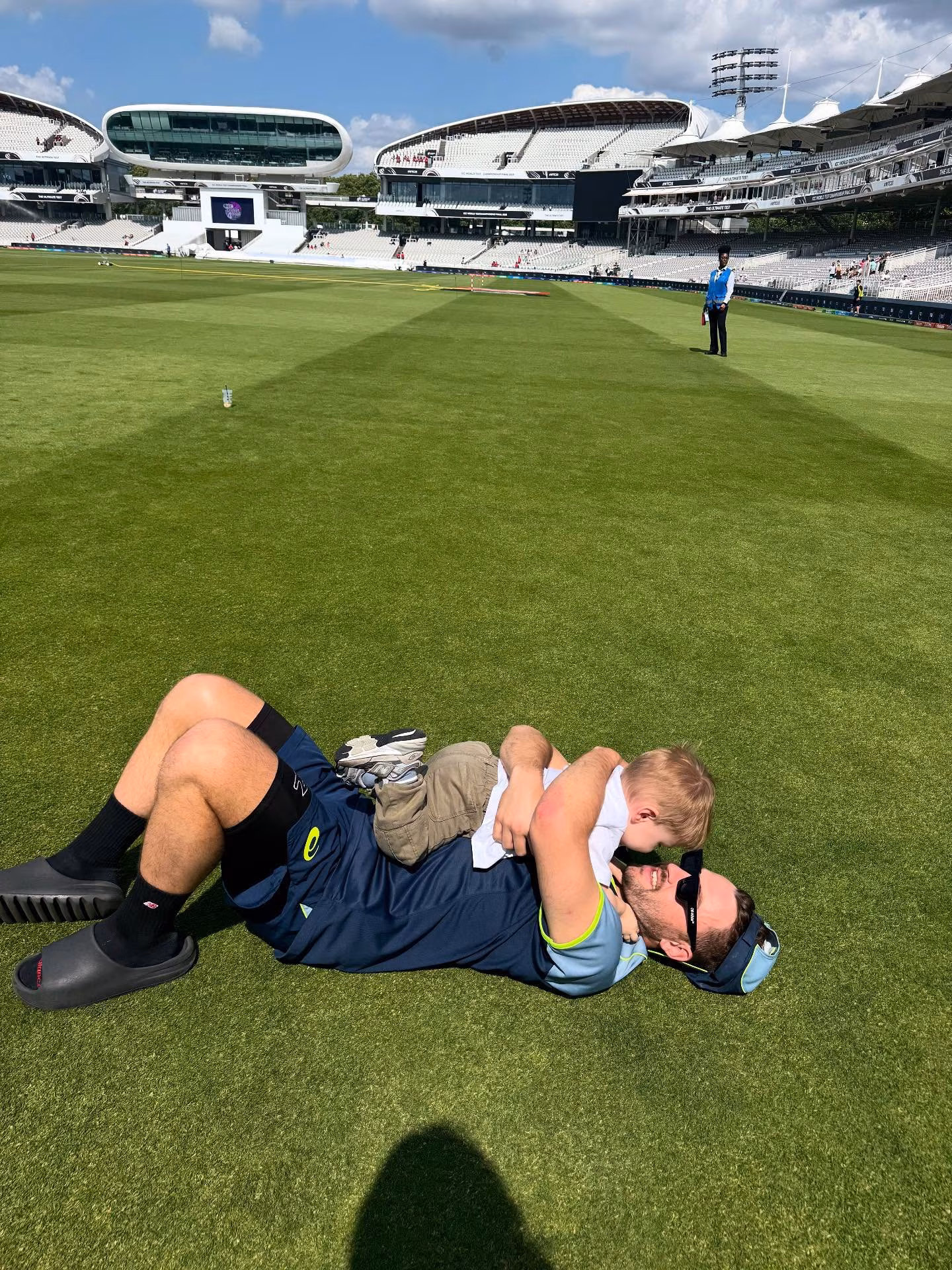 Josh Inglis Enjoys Family Time In The UK