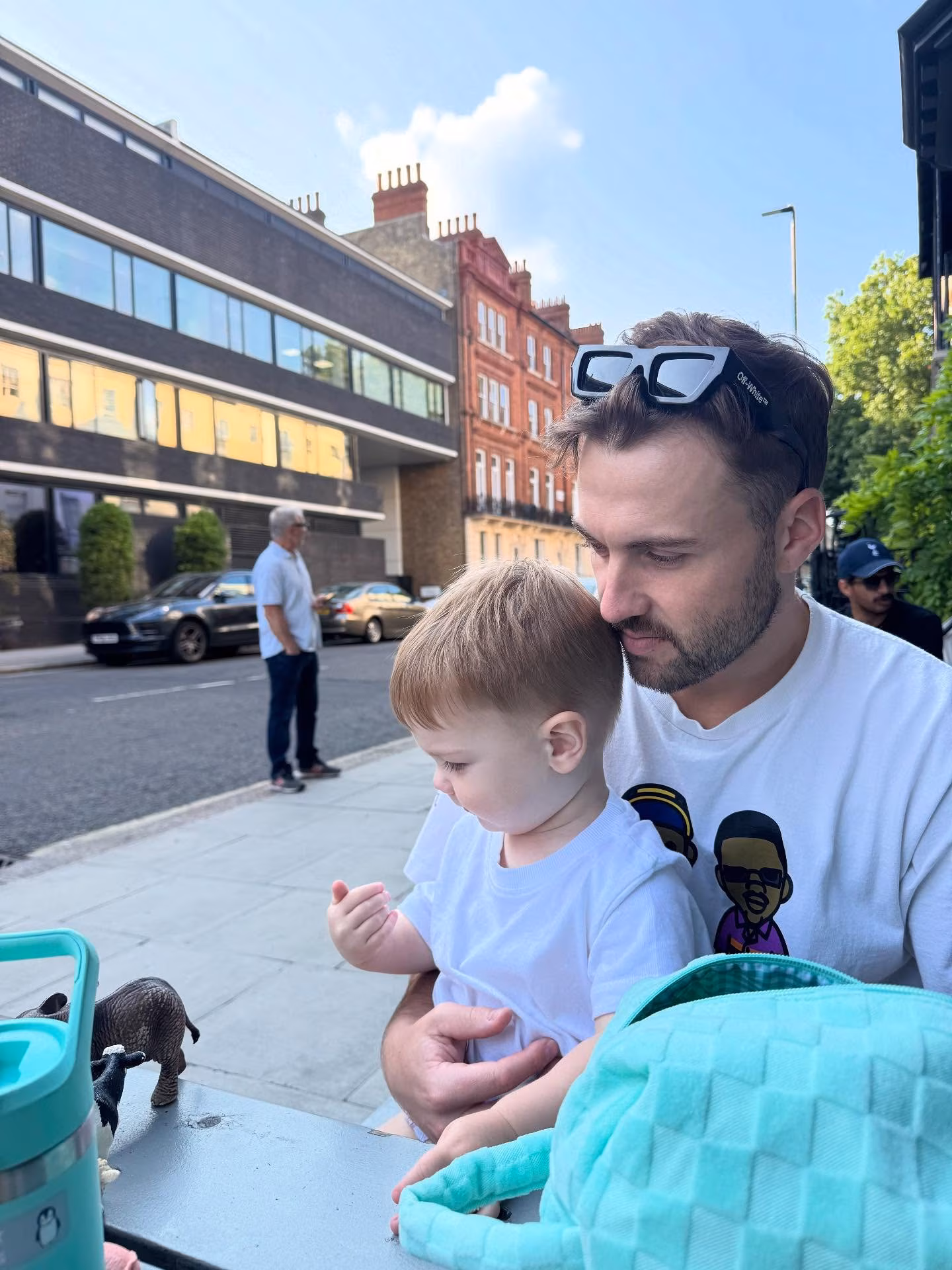 Josh Inglis Enjoys Family Time In The UK