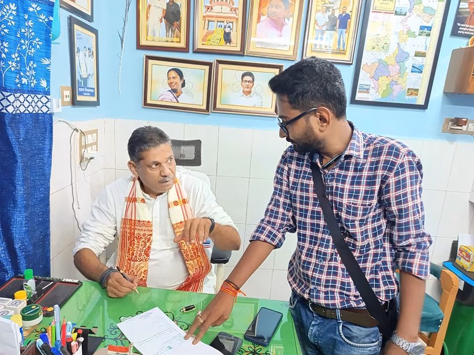 Kirti Azad Launches New Office With Bold Message