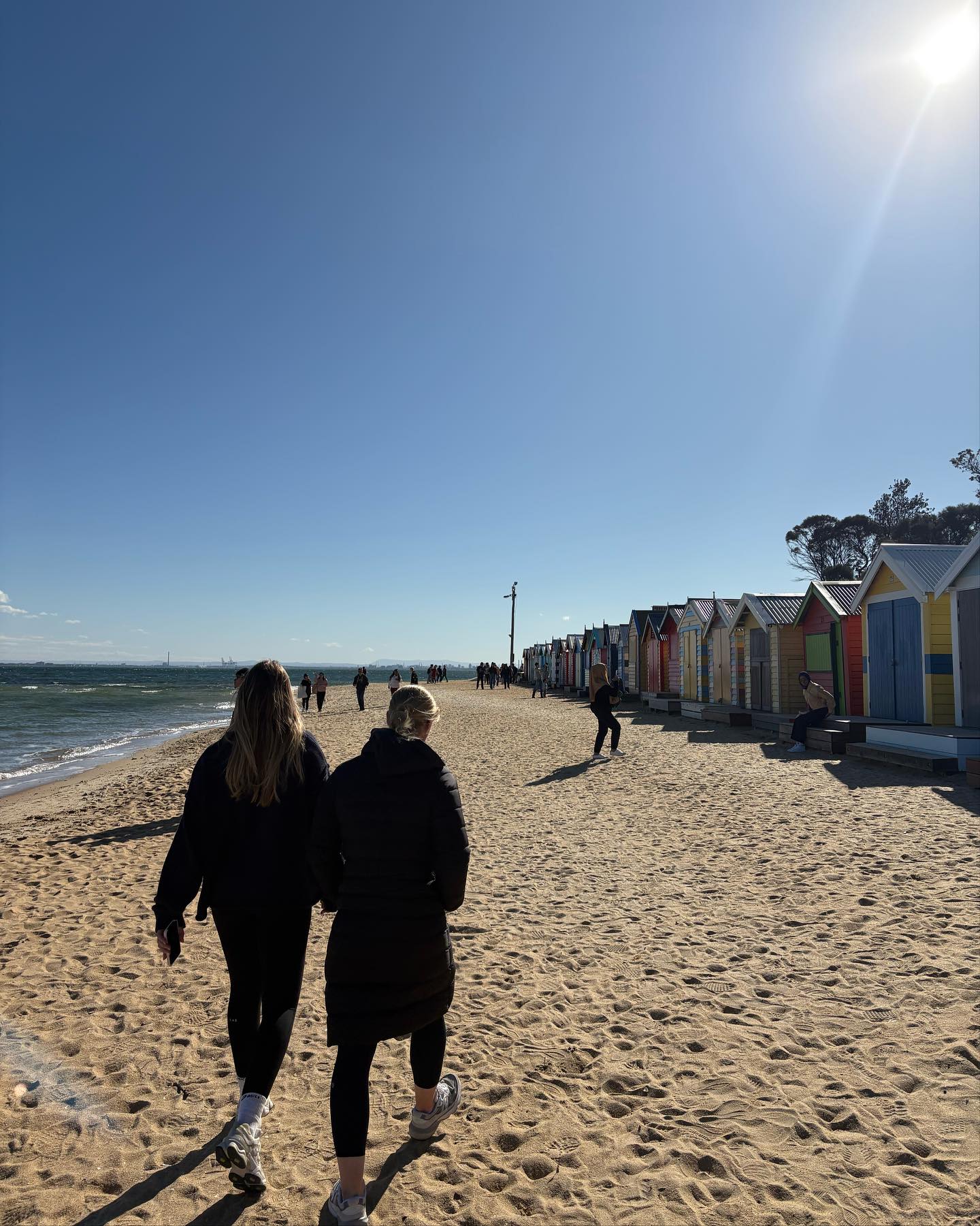 Lauren Cheatle Displays Eclectic Vibes In Latest Post