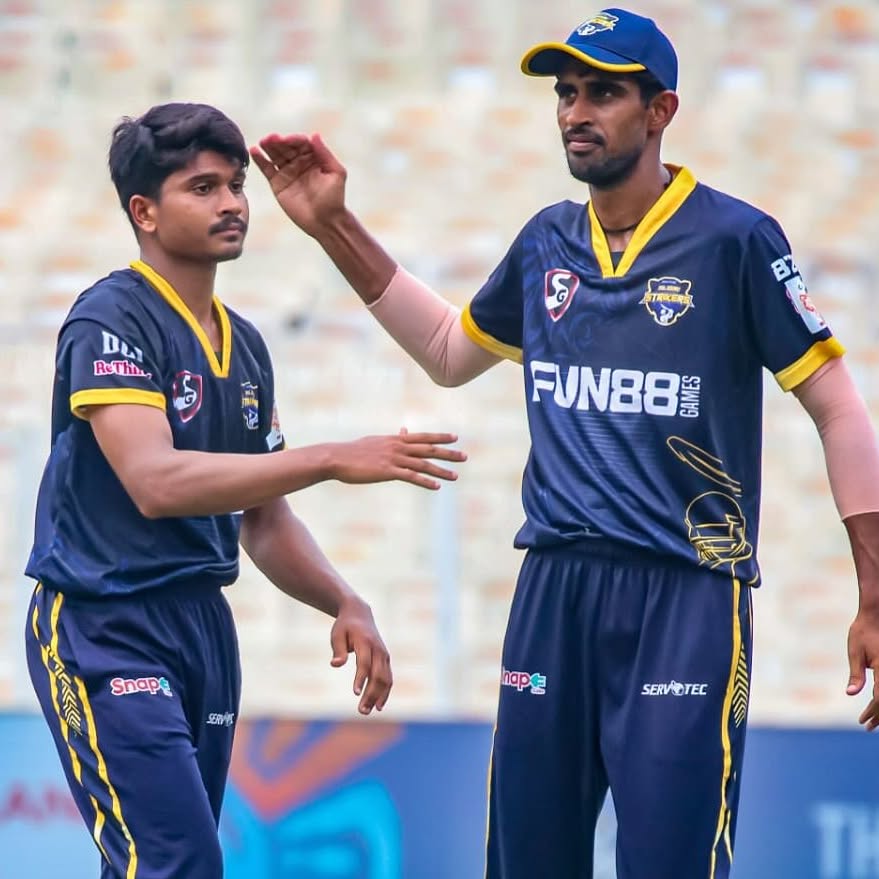 Lokesh And Co Propel Siliguri Strikers To Victory