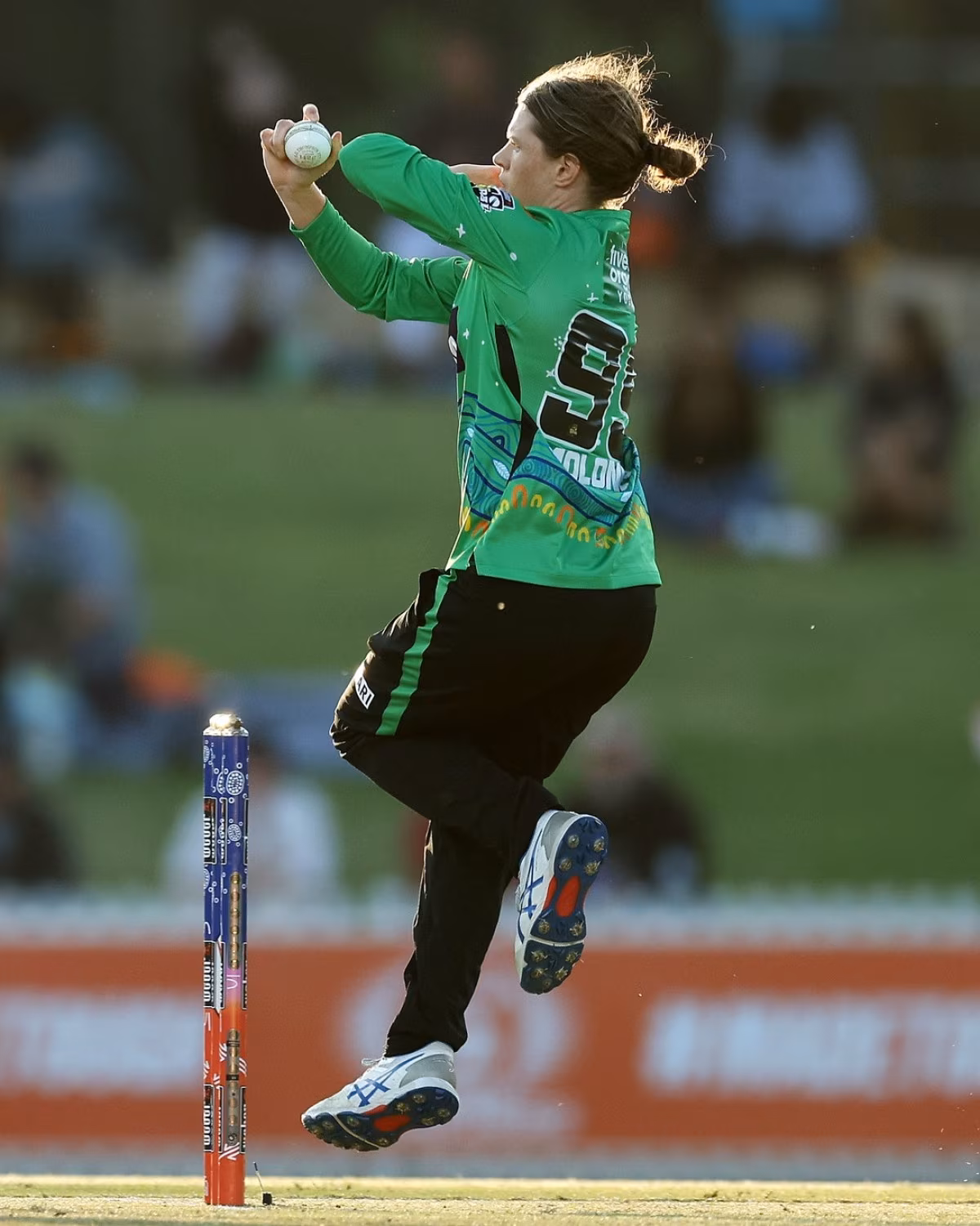 Melbourne Stars Celebrate Sash’s Birthday Melbourne Stars salutes Sash with a vibrant birthday wish, capturing team spirit & fun!!