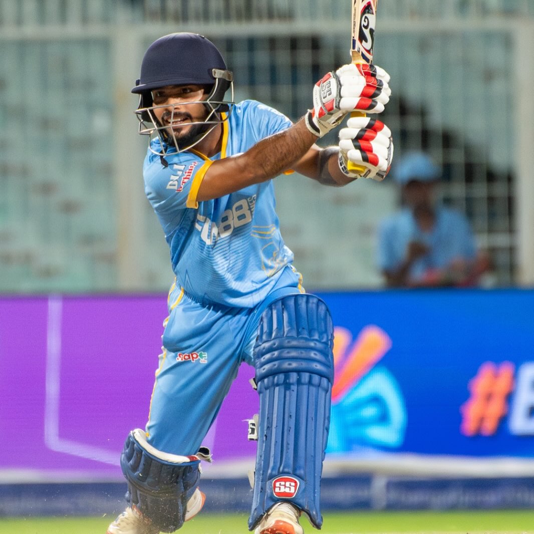 Mukesh, Viraj Star As Malda Claim DLS Victory