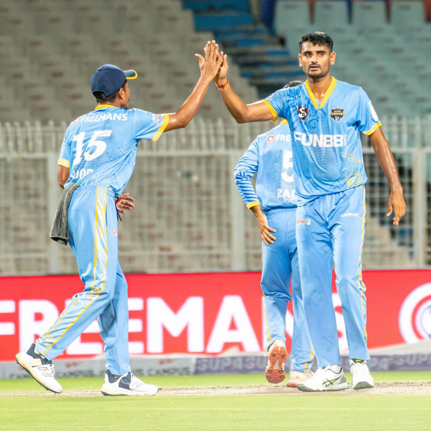 Mukesh, Viraj Star As Malda Claim DLS Victory