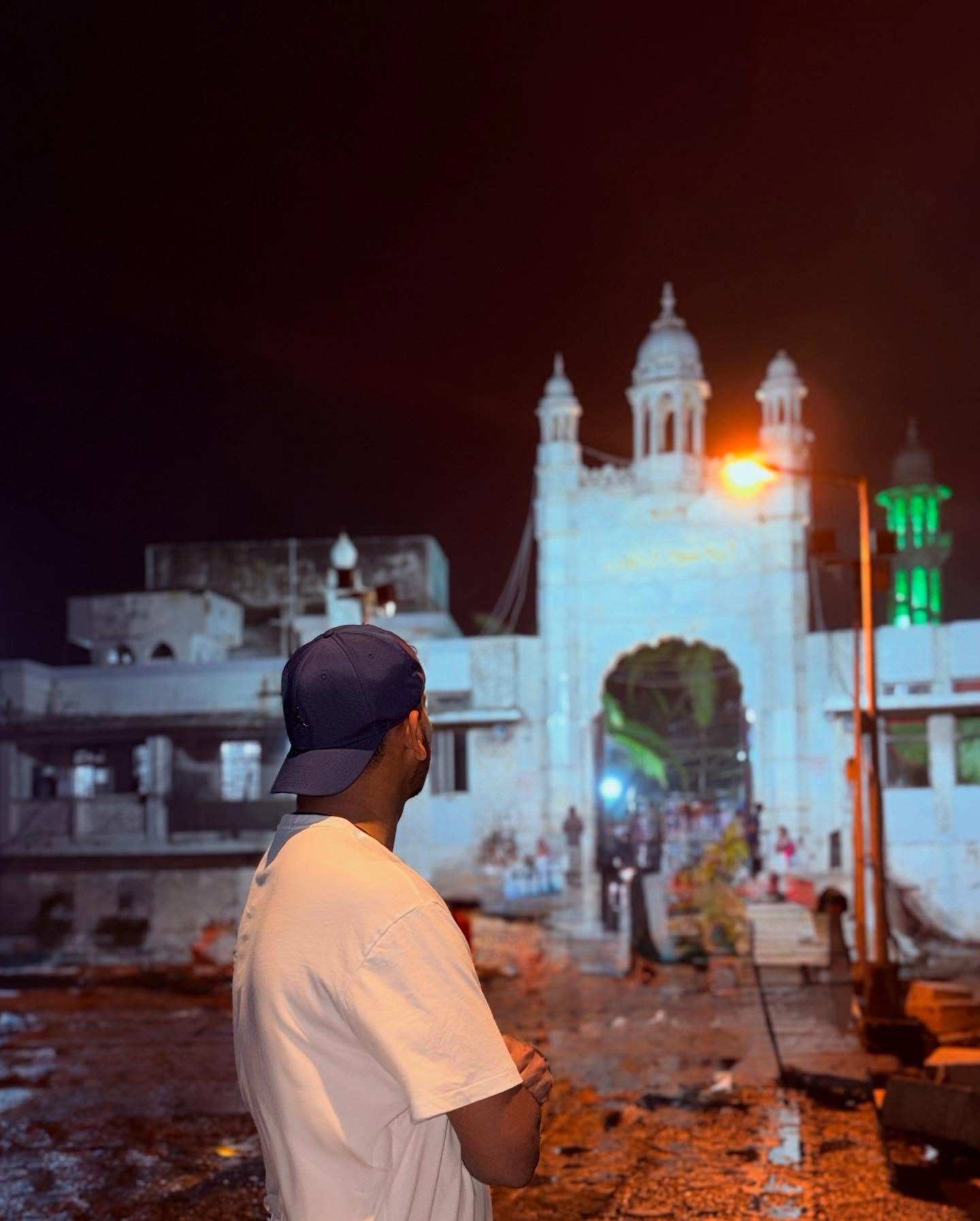 Mumbai’s Haji Ali Dargah: A Monsoon Marvel