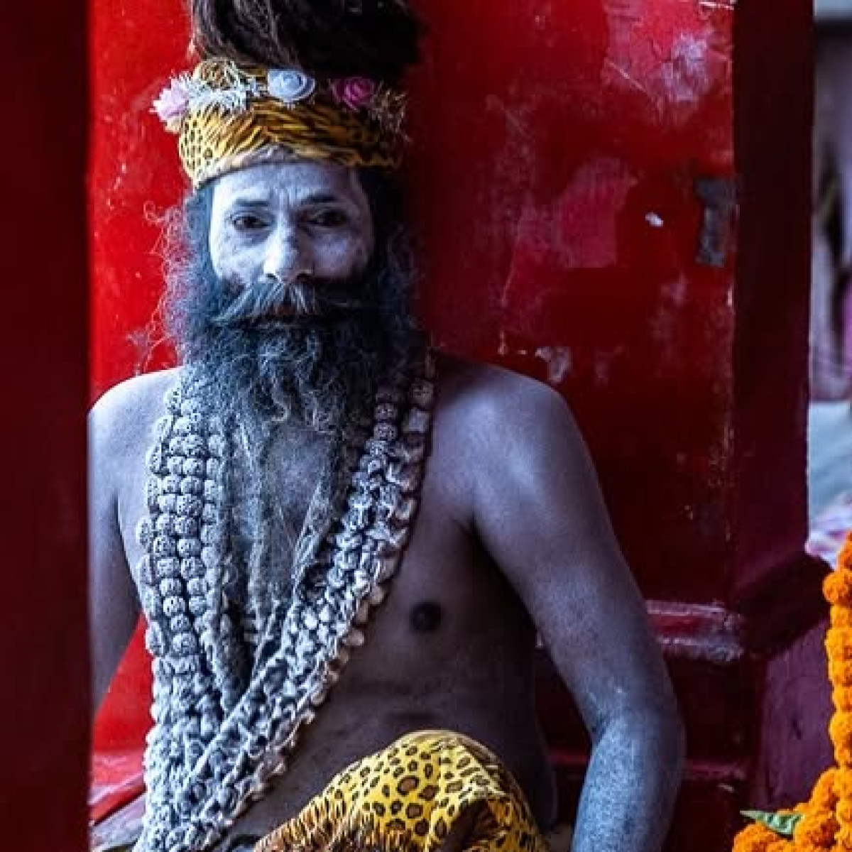Exploring winding lanes a visionary photographer unveils Varanasi’s authentic vibrant soul.
