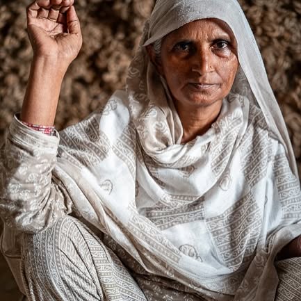 Nick Compton's Varanasi Portraits: A Visual Journey