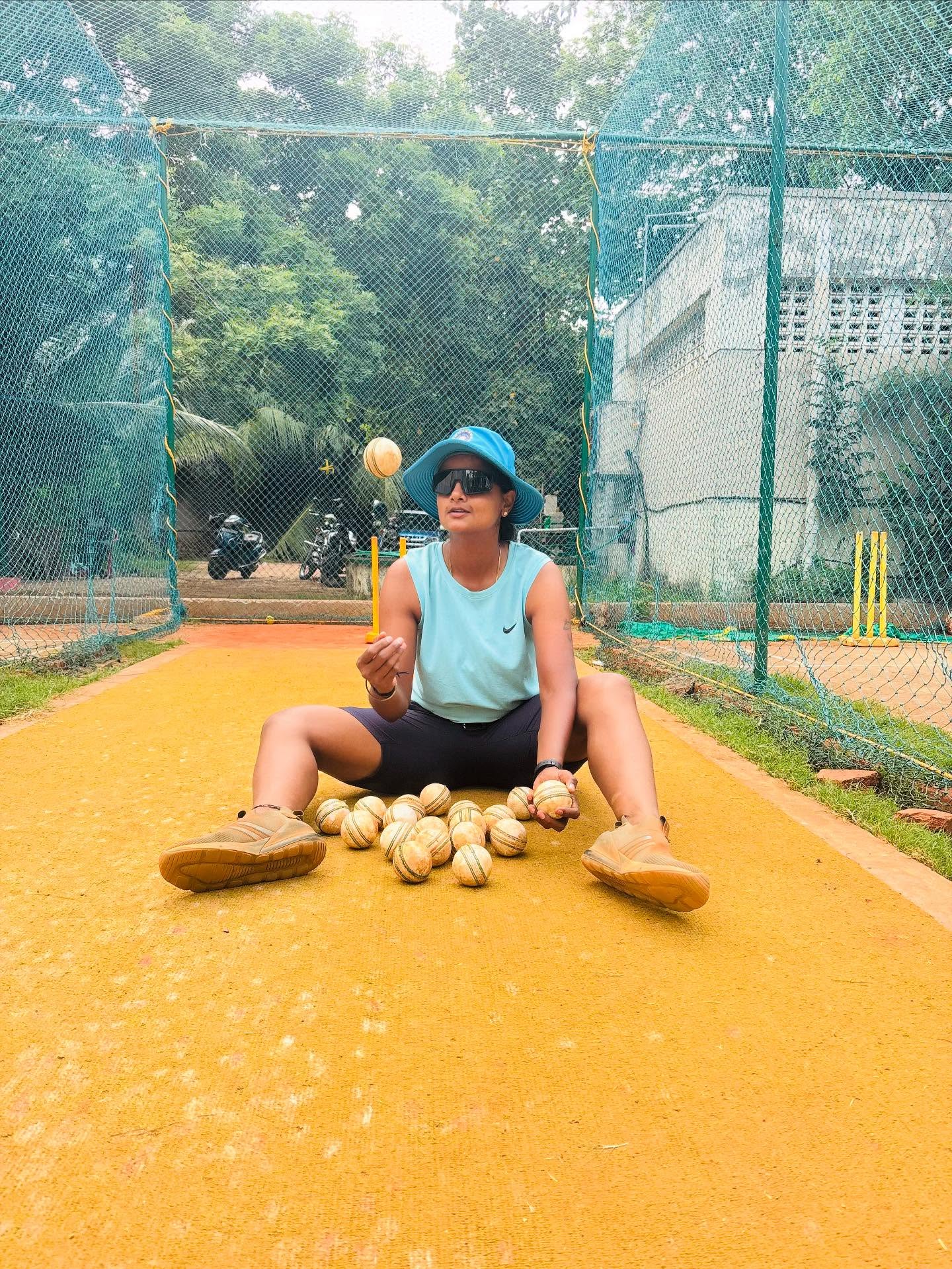 Niranjana Nagarajan Embraces Playful Moments