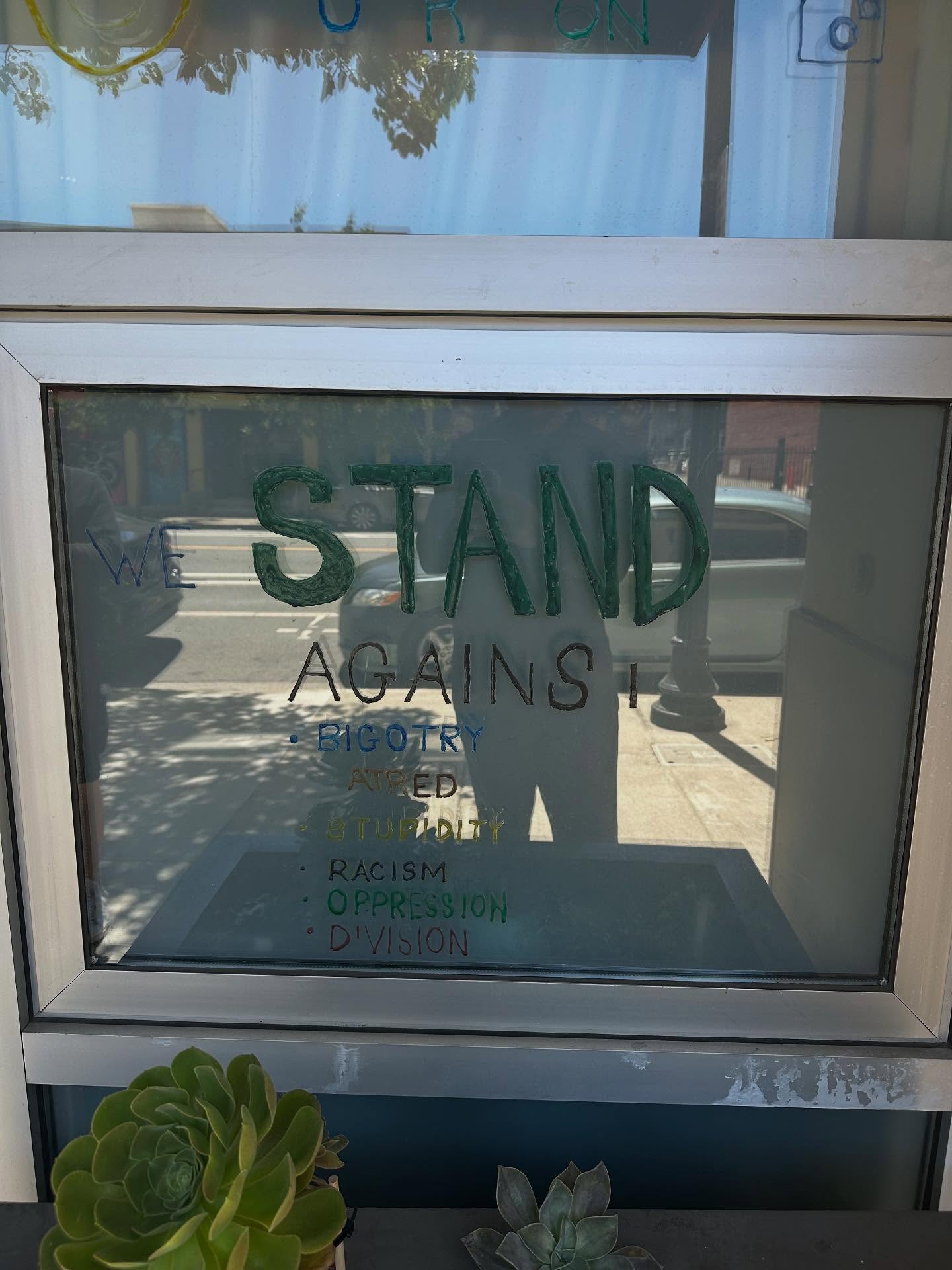 Oakland Coffee Walk Captures Urban Graffiti Vibe