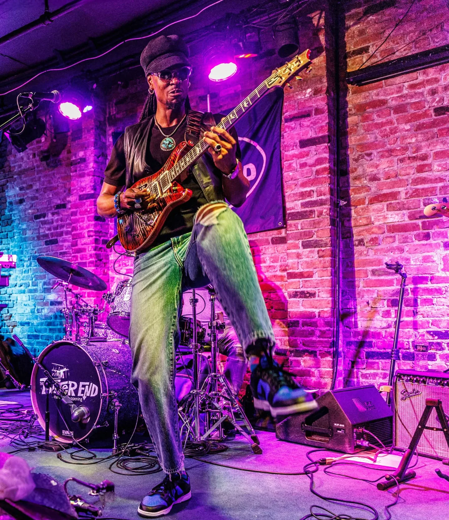 NYC show by Omari Banks lit up The Bitter End with epic energy and raw musical talent - OK