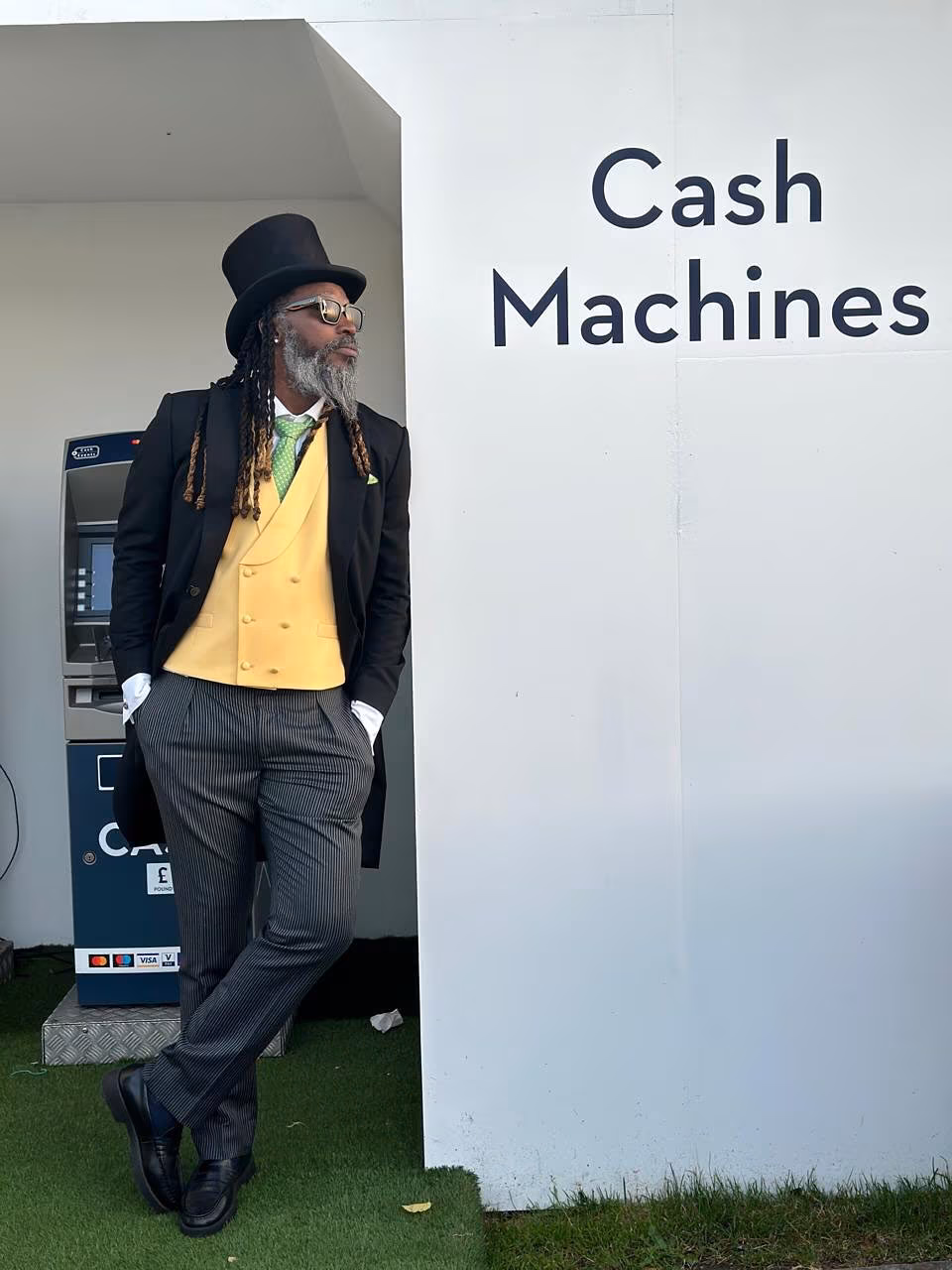 Only Pay For What You Need: Chris Gayle Welcomes New Class
