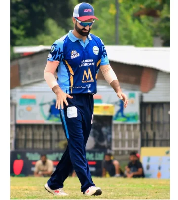 Parvez Rasool Embraces New Season With Warm Vibes