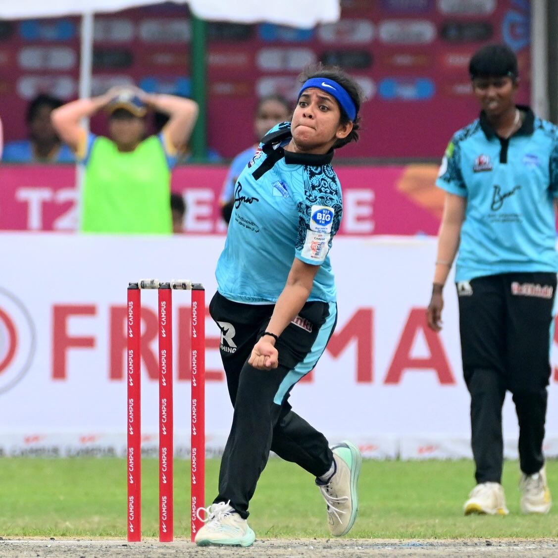 Priyanka Shines in Harbour Diamonds Victory