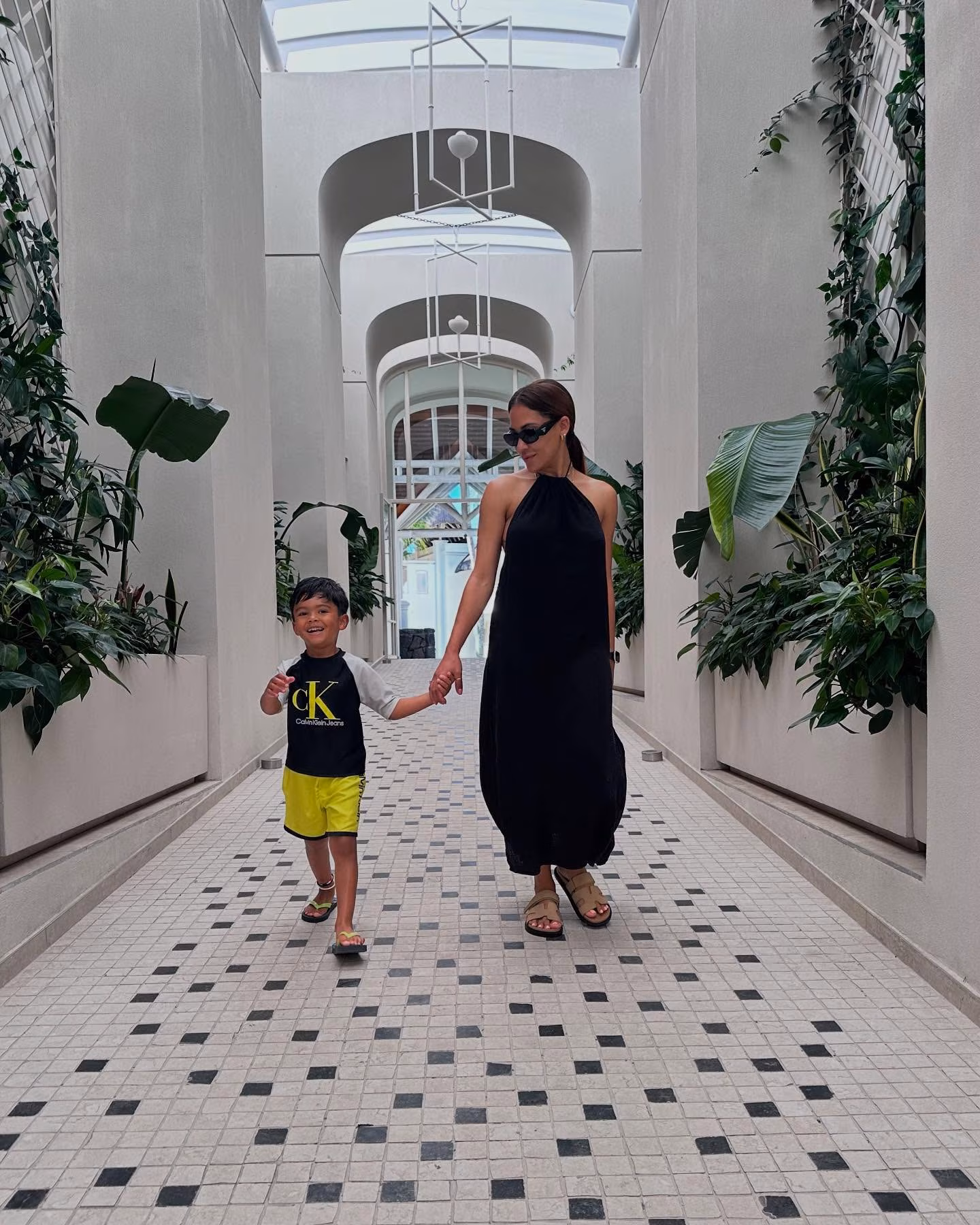 Reeza Hendricks Family Vacation In Mauritius