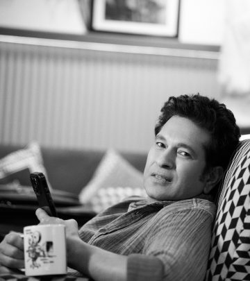 Sachin Tendulkar Chills Before Anderson-Tendulkar Trophy