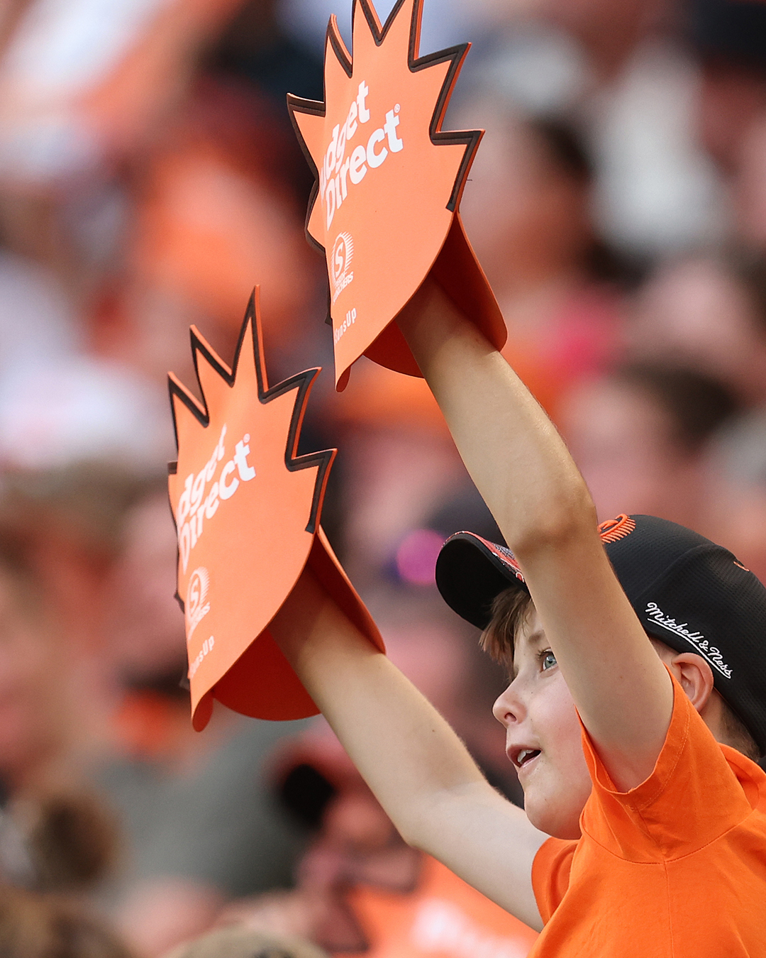 Scorchers Warm Up In Fiery Orange Display