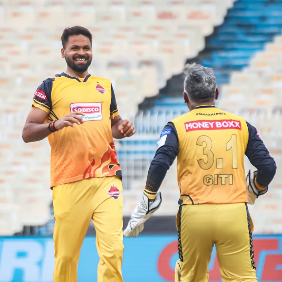 Shashank And Aditya Propel Warriors To Top Table