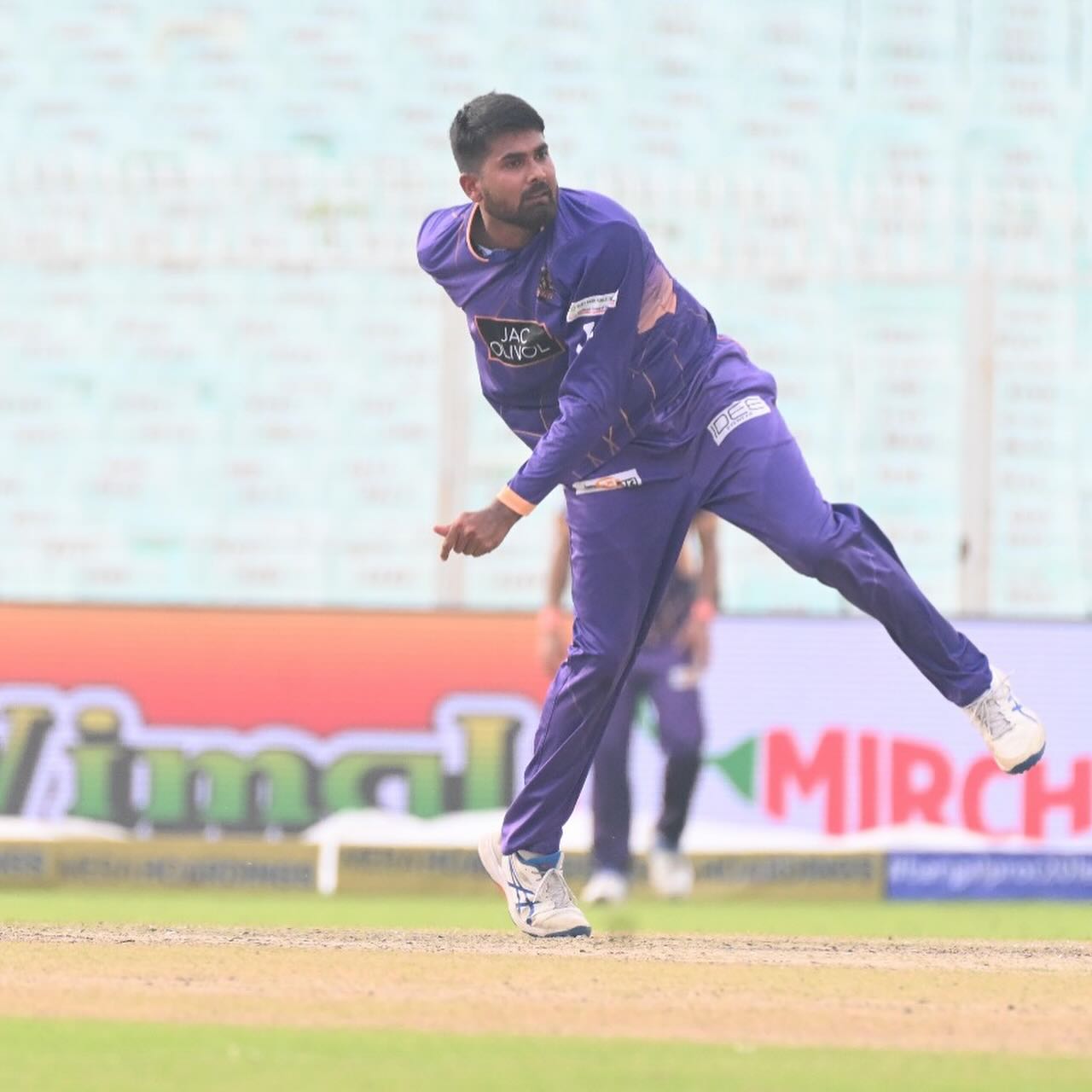 Spinners Dominate in Murshidabad Kings' 37-Run Victory