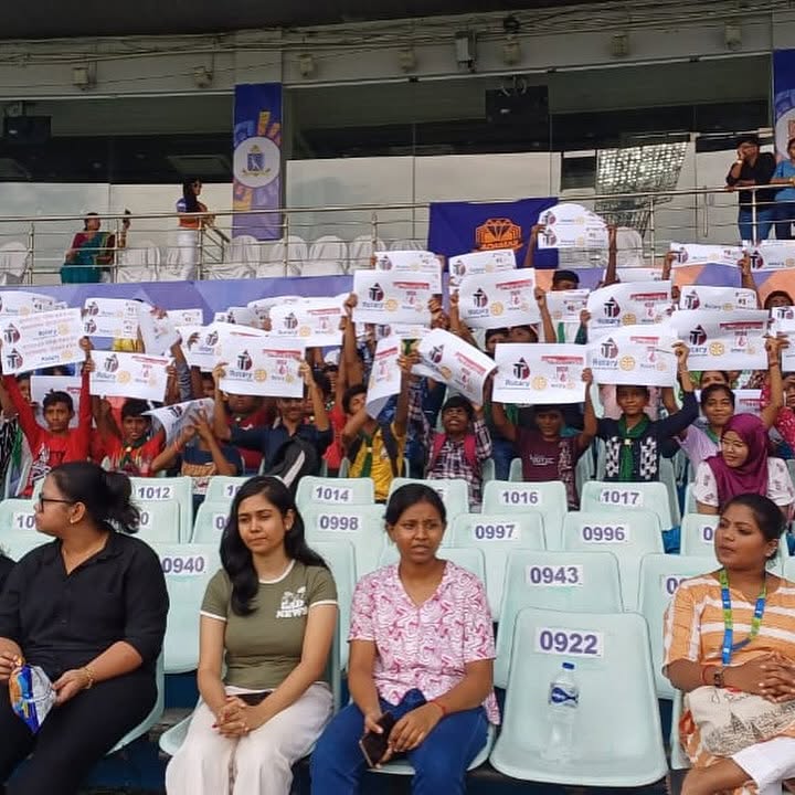 Students Enjoy Bengal Pro T20 Semifinals At Eden Gardens