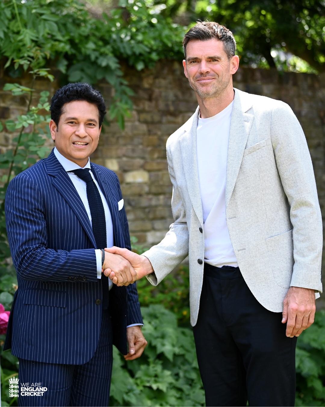 Test Cricket Legends Honored With Exclusive Trophy