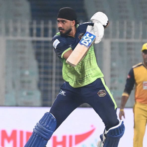 Viraj’s Unbeaten 54 Seals Malda Victory