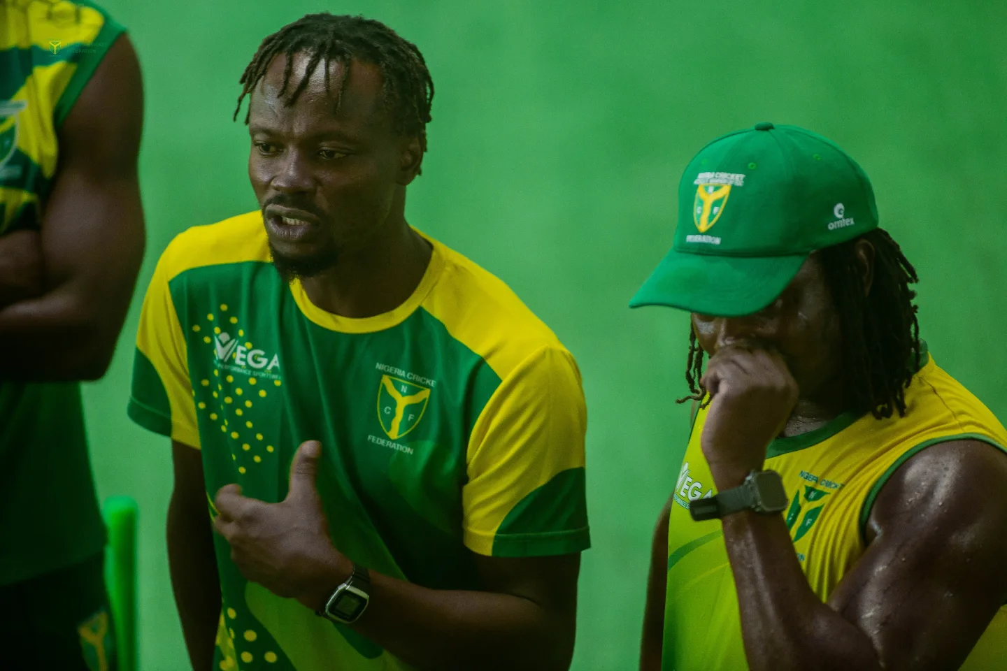YellowGreens Hit Indoor Nets With Squad Synergy