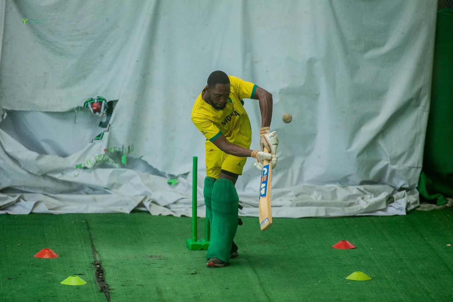 YellowGreens Hit Indoor Nets With Squad Synergy