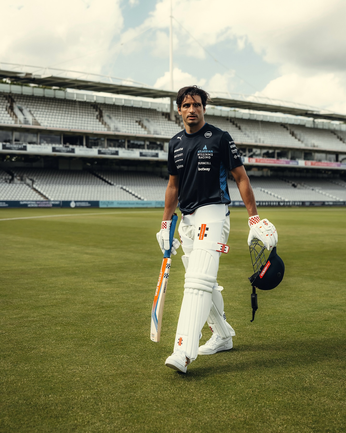 Cricket Icons Clash At Lord's