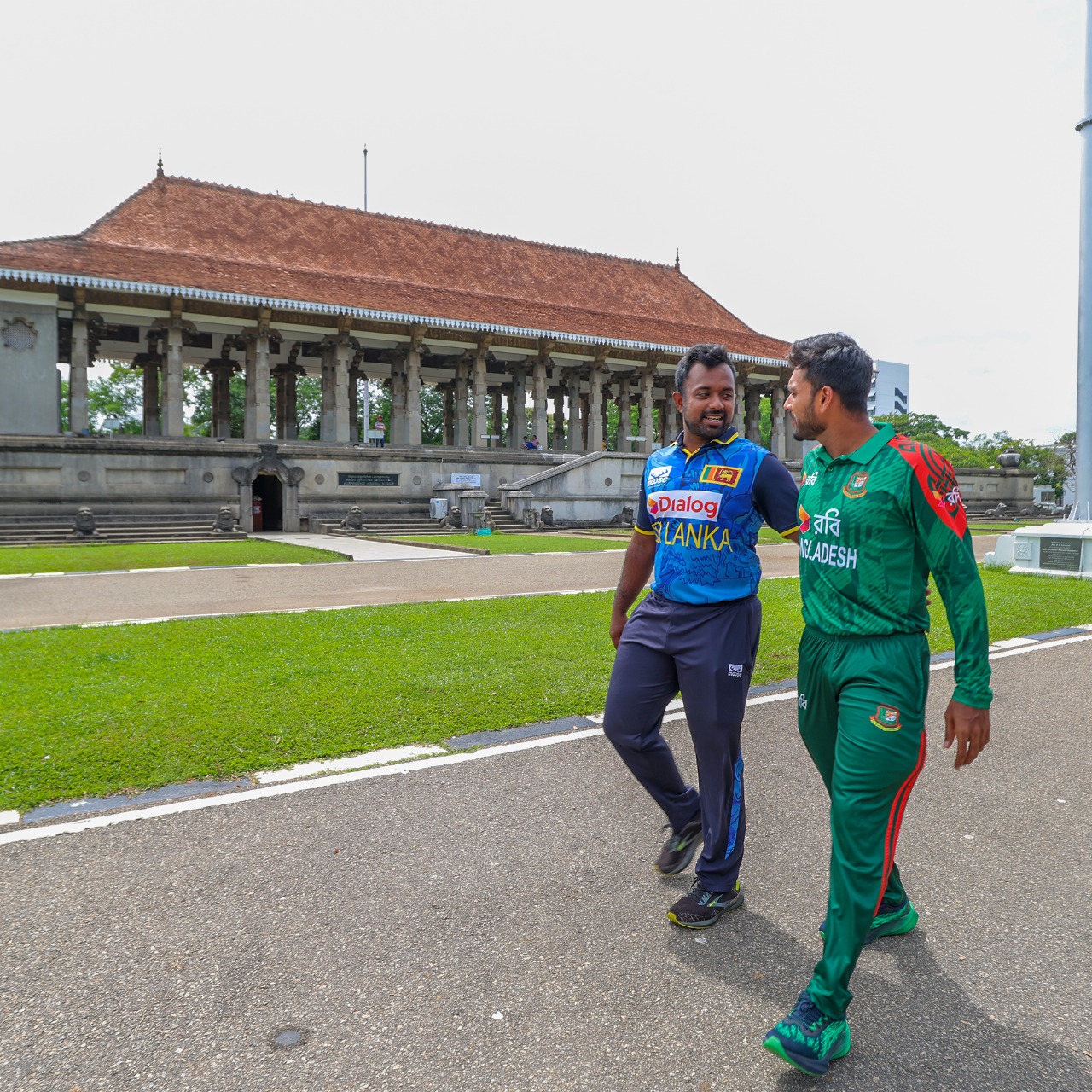 Sri Lanka and Bangladesh players reveal ODI trophy amidst historic venue at Colombo Square