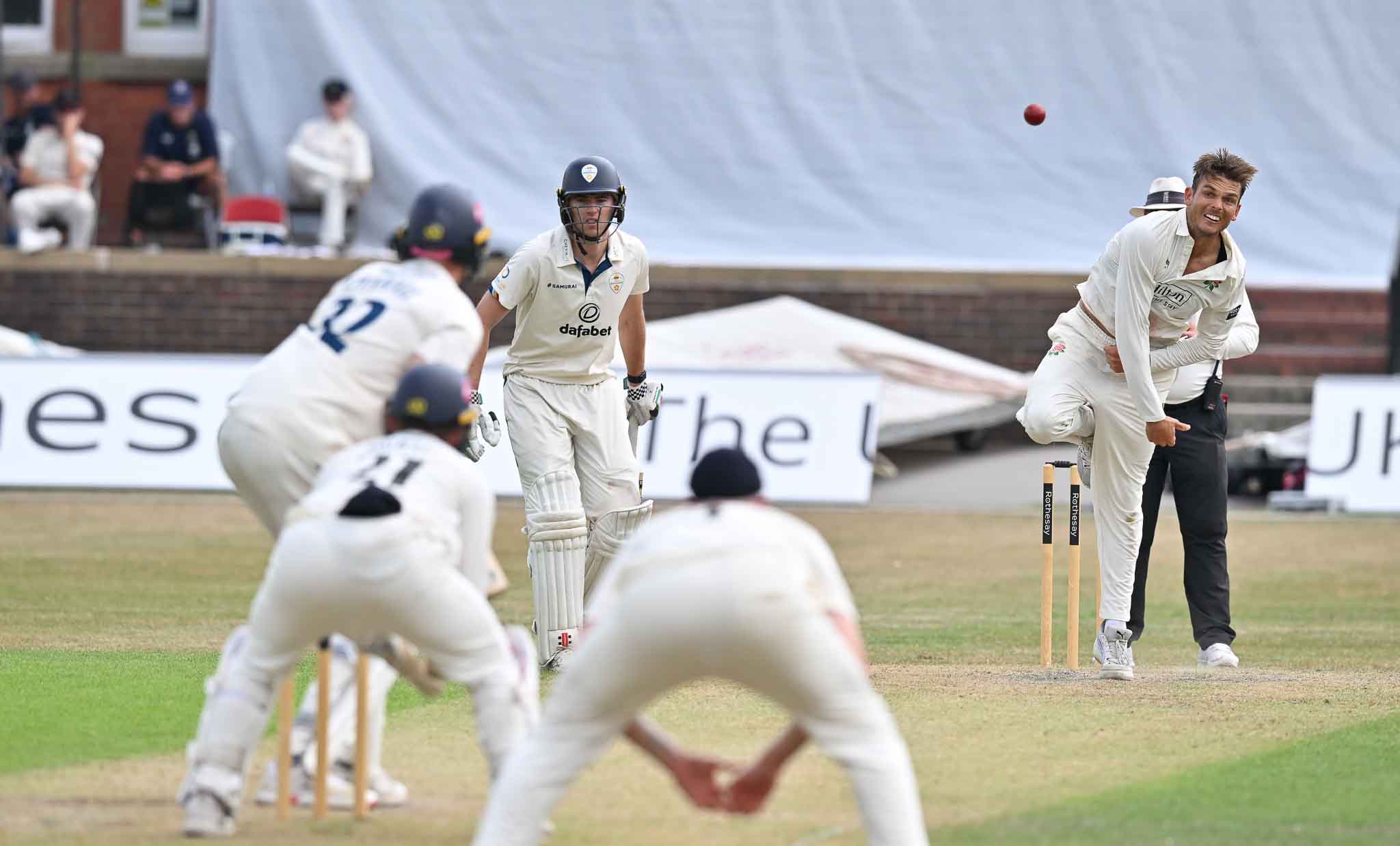 Lancashire’s Commanding Tea Session Impressive 247-8 score and 120-run lead energize the match under #RedRoseTogether on pitch