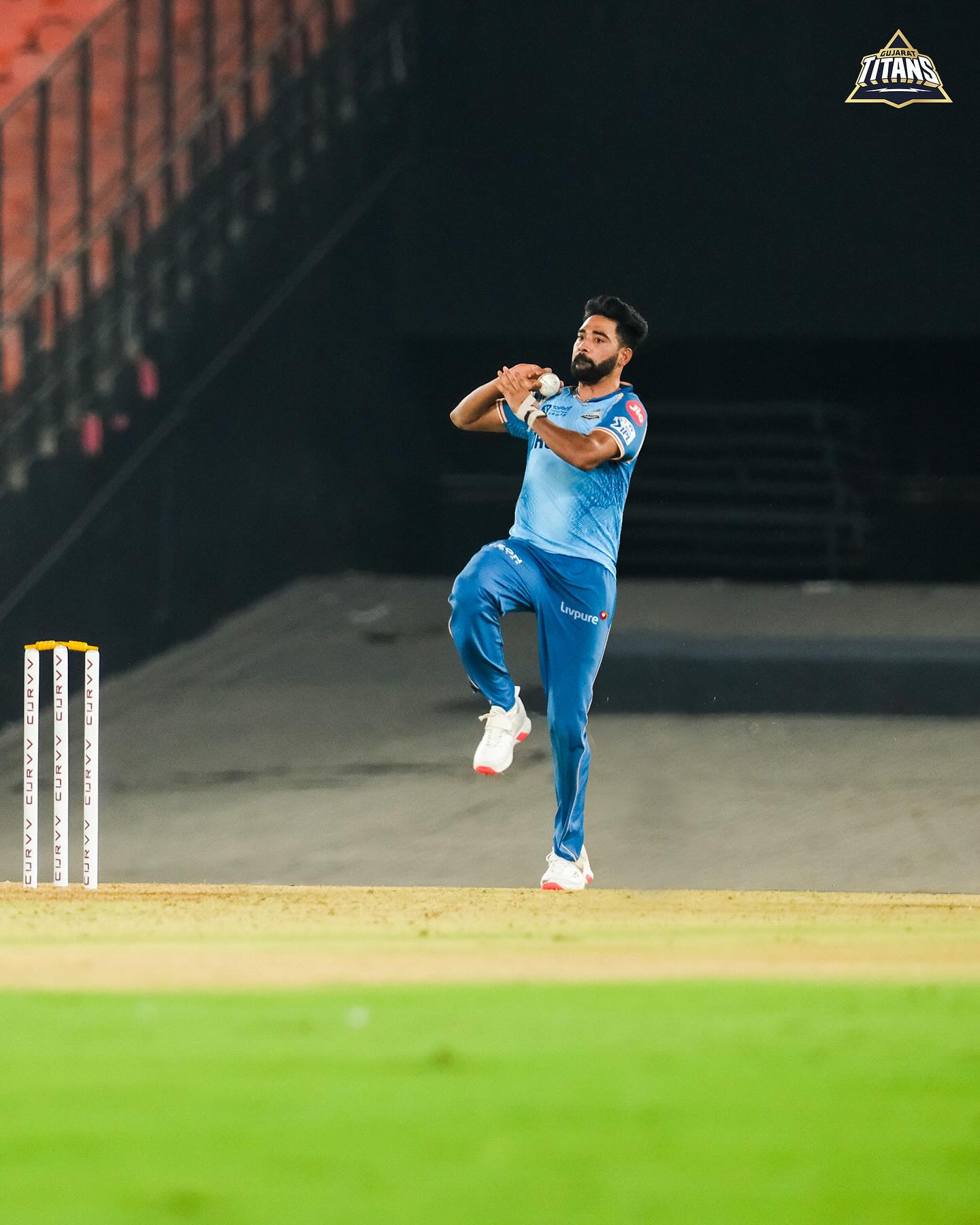 Siraj’s Rhythm In Action Mohammed Siraj exhibits a dynamic, rhythmic flair on Instagram, captivating fans on #AavaDe.